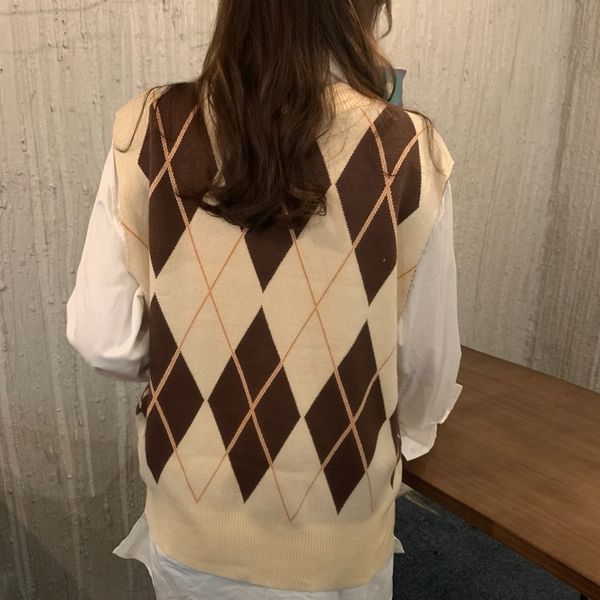 

vintage v neck sleeveless pullover knitted woman sweaters sweater vest autumn korean style geometric argyle 201203, White;black