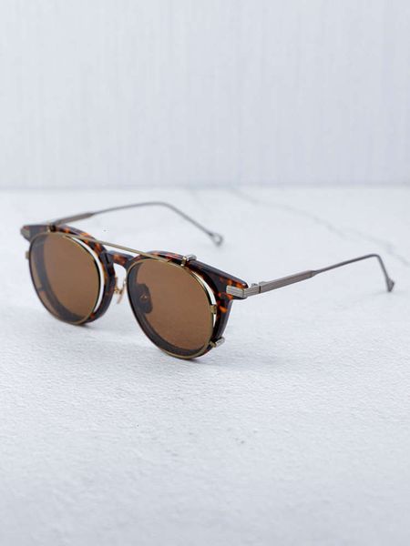 

glasses: yu wenle's same sunglasses myopia with wind band power dual purpose polarizing clip sunglasses for men, White;black