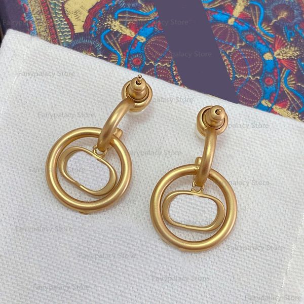 

new fashion womens pearl letter big circle simple earrings stud earrings hoop for woman designer jewelry accessories gift, Golden;silver