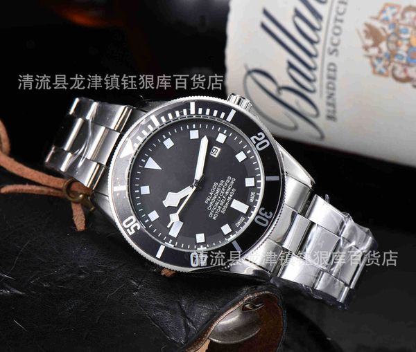 

2020 stainless steel band t watch quartz three pin business watch, Slivery;brown