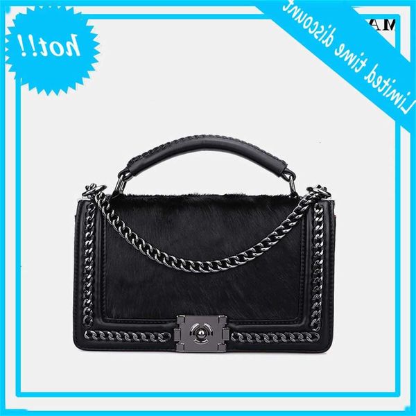 

2019 popular advanced sense real horse hair crossbar handbag small fragrance fashion simple chain bag single shoulder