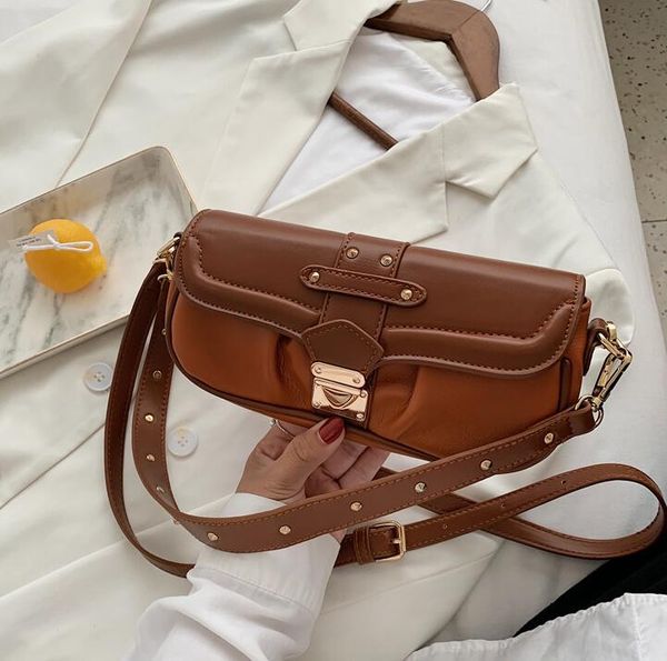 

2020 women popular underarm bag fashion shouder bags baguette bag senior lady handbags