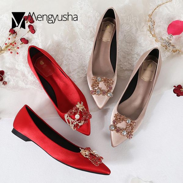 

2020 silk wedding shoes women rhinestone buckle shallow loafers comfy champagne pearl crystal pointed toe moccasins size 44 45, Black