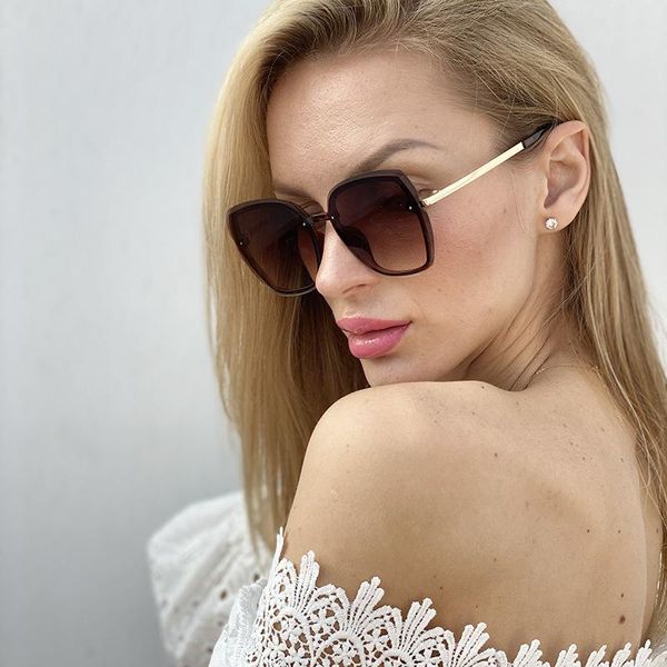 

sunglasses 2021 fashion trimming ladies online celebrity with big frame women han chao, White;black