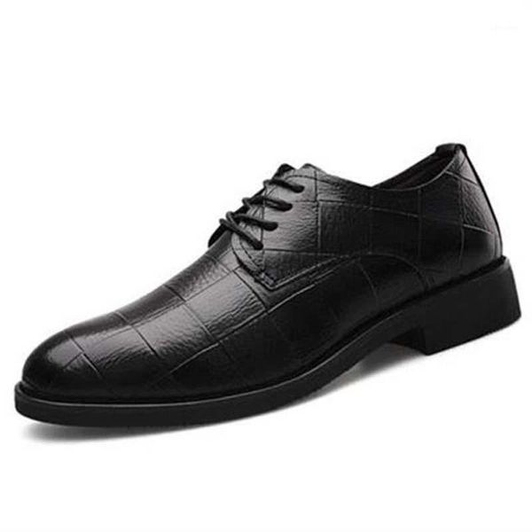 

2020 new leather shoes leather breathable pointed men's business dress shoes black fashion casual zapatos de hombre1