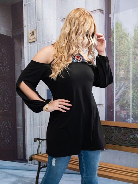 

plus geo print cold shoulder split sleeve tee 52aj#, Black