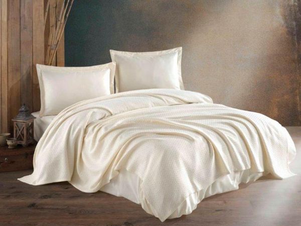 

crystal lima double personality pike tackle 1012