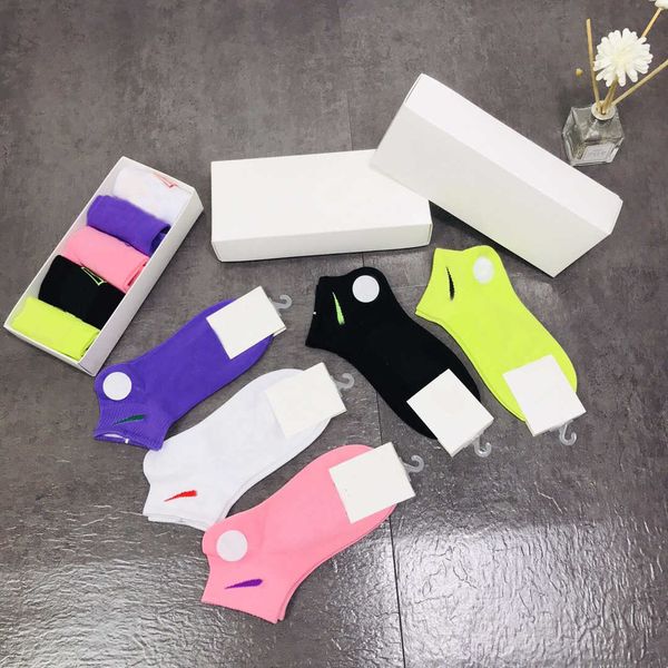 

мужчины женщины носки для спортивной моды весна осень мужские носки с буквенными высокого качества, мужские женские спортивные носки 5 пар в, Black