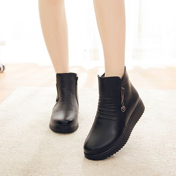 

2021 new leather for mom winter shoes famale 35-41 warm-skinned boots i471, Black