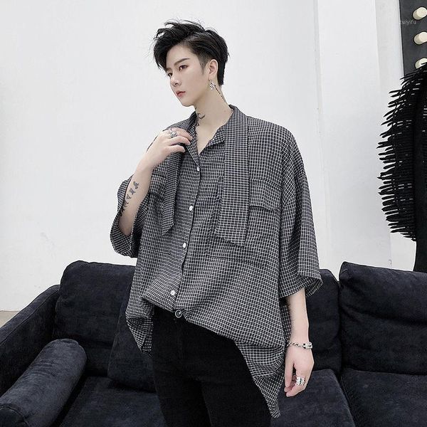 

2020 summer new youth popular personality collar design solid color loose hit line five-point sleeve shirt fashion casual, White;black