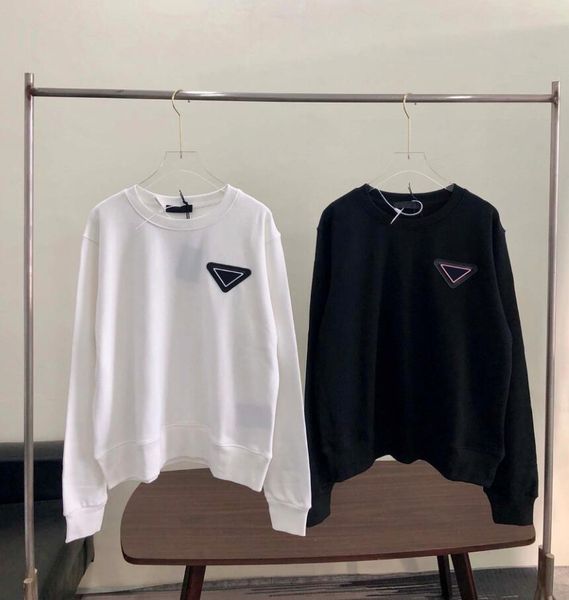 

new men women hoodies sweatshirt with silicone inverted triangle desinger black white color autumn winter men women hoodies oversize s