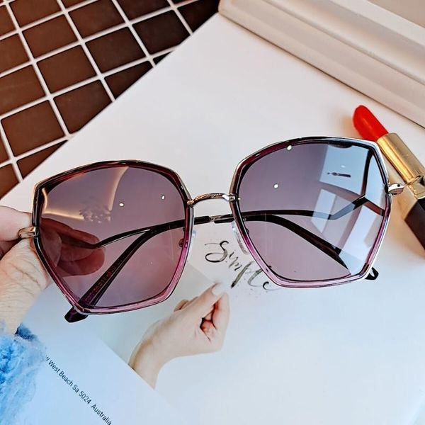 

sunglasses 2021 women's large frame polarizing driving fashion, White;black