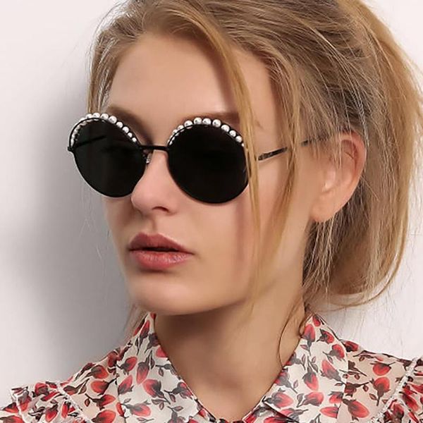 

sunglasses qpeclou vintage round women 2021 designer pearls sun glasses female mirror eyeglasses oculos gafas, White;black