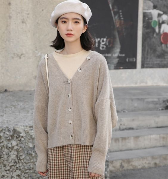 

mux9j женская осень 2020 нового knitweartop литературной v-образный вырез кнопка диагональной трикотажные джемперы случайной универсальный т, White;black