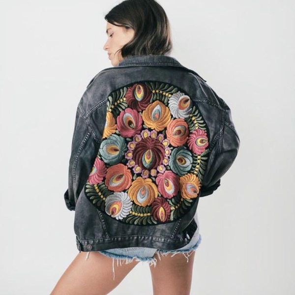 

yamdi denim female jacket 2020 spring winter floral appliques embroidery vintage coat outerwear jacket for women coatee jean new, Black;brown