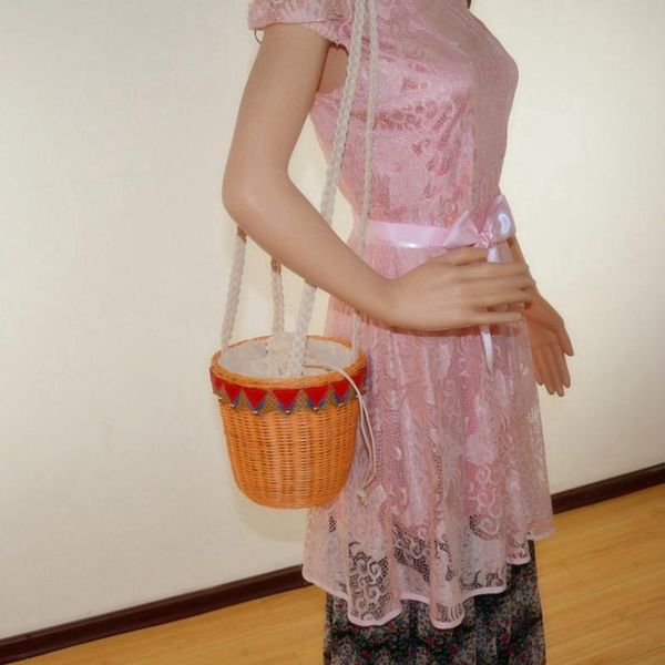 

college style new white belt red and black rattan package vacation travel beach bag fashion handbags bucket bag