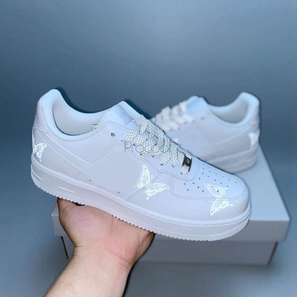 

2020 new white butterfly 1s reflective classic girls women mens running shoes skate low cut trainers skateboard sneakers 36-45