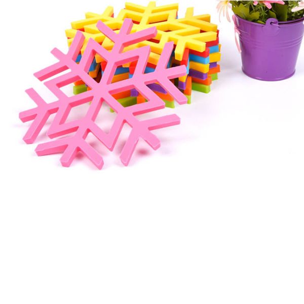 

kitchen accessories place pad silicone heat insulation table mat originality snowflake placemat with popular 3 98mc j1