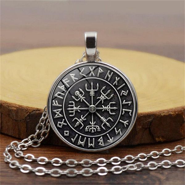 Colares Pingente Vegvisir Viking Compass para Homens Mulheres Jóias Guerreiro Símbolo Rune Amuleto Collier Vidro Cabochão Colar