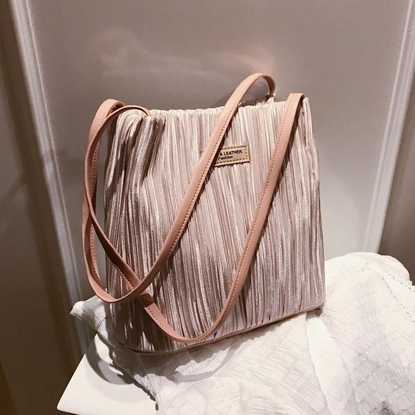 

cross body elegant female tote bucket bag 2021 fashion high-quality velvet women's designer handbag high capacity travel shoulder bags