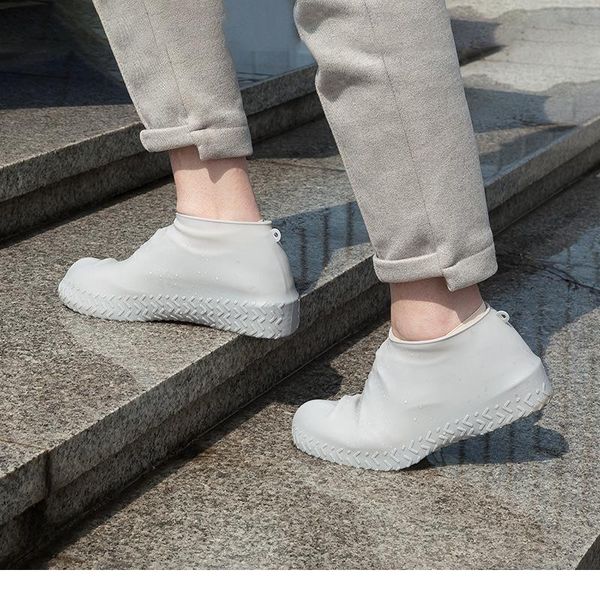 

a pair of sile waterproof shoe covers portable non-slip wear-resistant thickening outdoor hiking shoe covers ra sqcwbm
