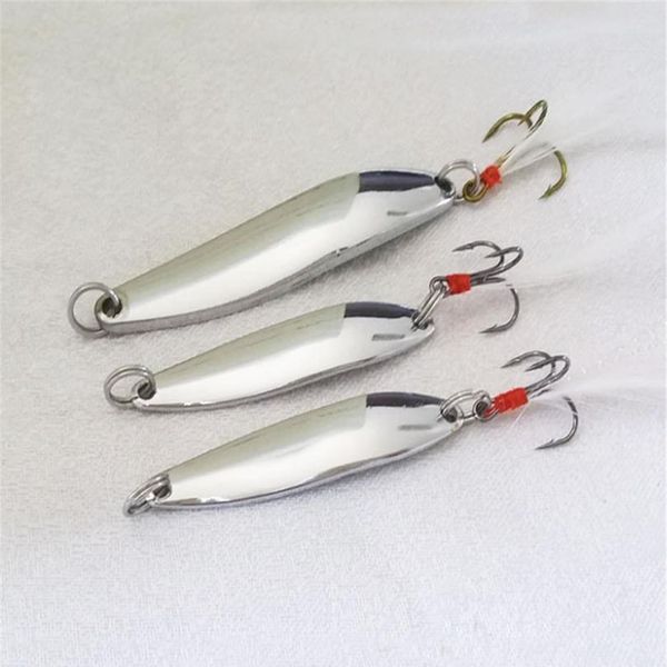 

1pcs metal sequins fishing bait 5g/7g/10g/18g/21g sliver spoon spinner hard bait treble hook with feather fishin qyljst