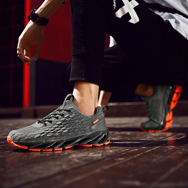 

2020 of the brand sneakers for men to outdoor light casual wild fashion net running shoes zapatillas, Black;brown