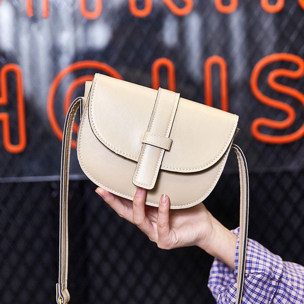

crossbody bags for women 2020 autumn new fashion casual shoulder diagonal cross semi-circle month female saddle bag