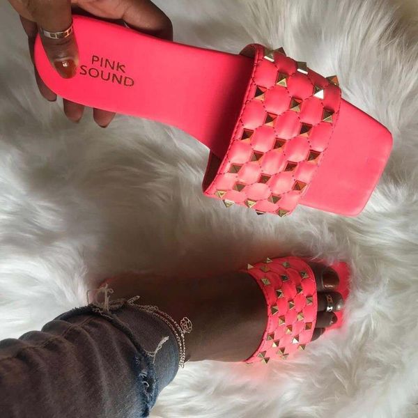 

glitter slippers women summer sandals 2020 fashion rivet bling female flip flops beach diamond flat shoes outdoor sandals x1020, Black
