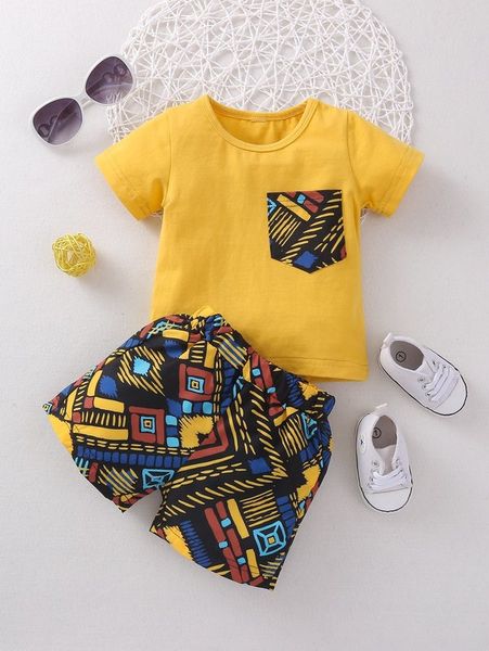 

baby geo graphic pocket patched 1 tee & 1 shorts she, White