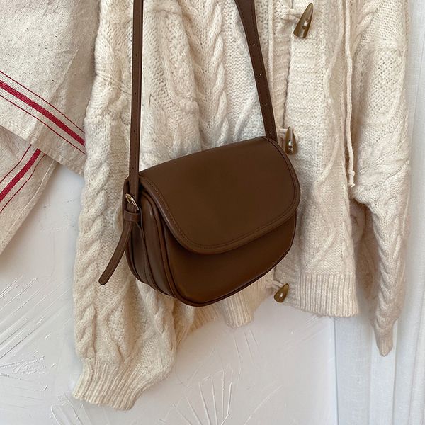 

hbp version of the semi-circular saddle bag female 2020 autumn and winter new ins simple retro temperament