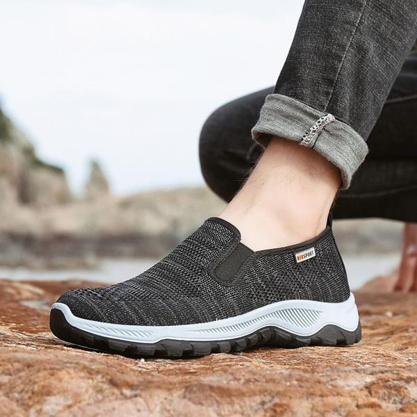 

men hiking shoes outdoor breathable slip-on trekking shoes man soft non-slip walking sneakers sport male outdoor trekking