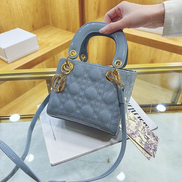 

net popular small bag female 2022 new korean fashion versatile princess one shoulder messenger bag tote