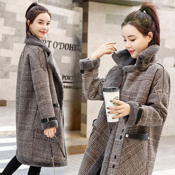 

plaid coat women's new fall / winter 2021 cashmere thickened medium length lambskin like fur coat fashion, Black