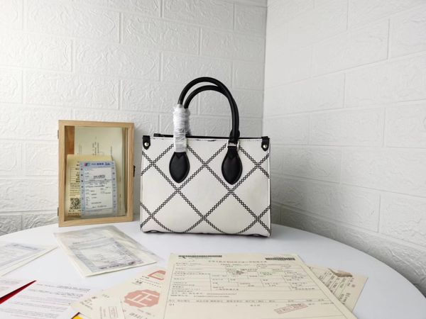 

wholesale on the go totes cross body bags women small soft cowhide grain genuine leather double handle giant pattern handbags m44925