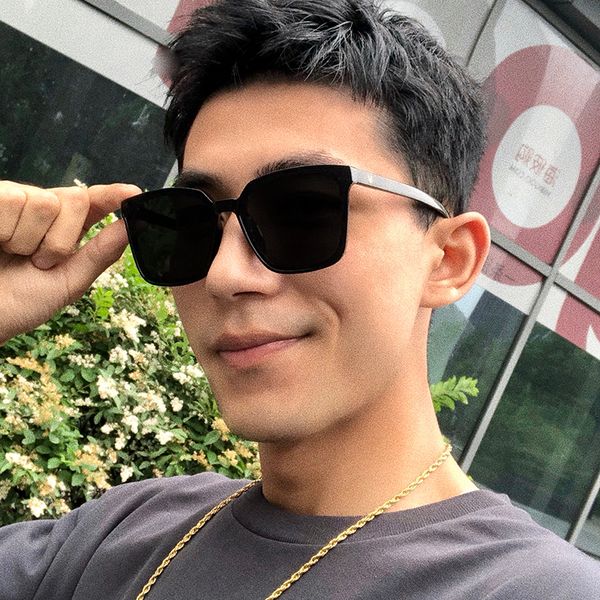 

lversion men's korean 2020 new fashionable driving with classic box anti ultraviolet sunglasses for women m, White;black