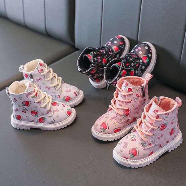 Детские дизайнерские ботинки, зимняя обувь для малышей с теплым мягким ворсом, милые клубничные Chaussures Pour Enfants внутри,