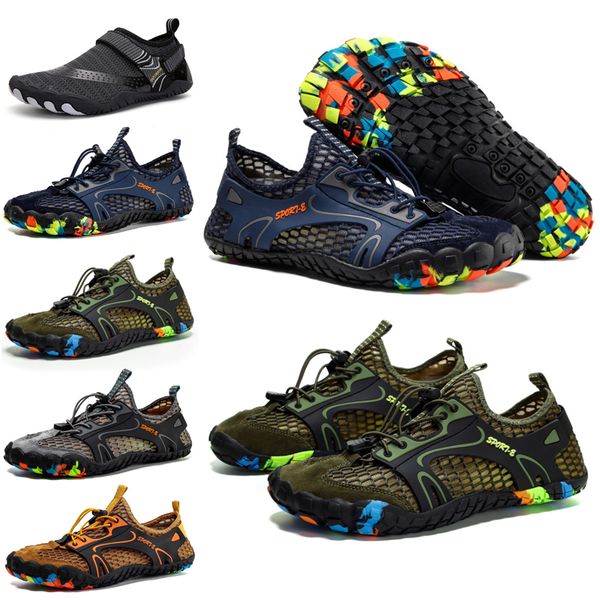 

r mens womens wading shoes platform designer trainers triple black trple white fashion breath outdoor men women sports sneakers 36-47