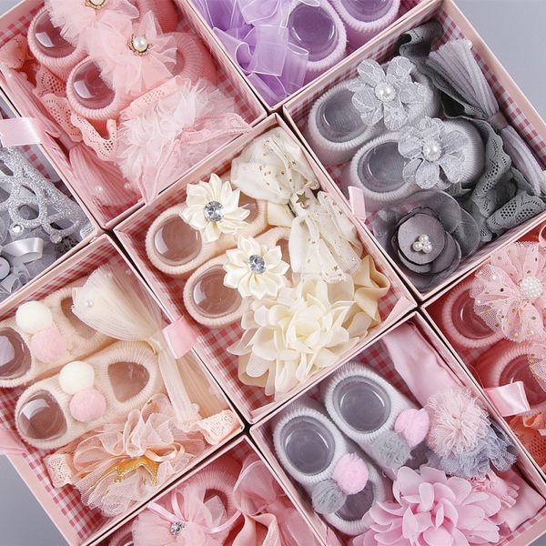 

newborn baby girls headband bow flowers cloth hair bands hair accessories socks gift boxes three-piece suit christmas gifts y201009, Slivery;white
