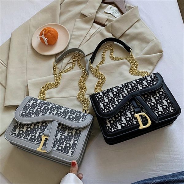 

designer sale bag female new fashion version one shoulder diagonal cross bag net red texture foreign style versatile chain small square
