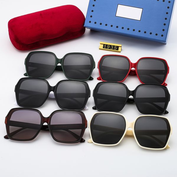 

2021 fashion resin lens sunglasses pc frame men and women polarized sunglasses come with box no. 1935, White;black