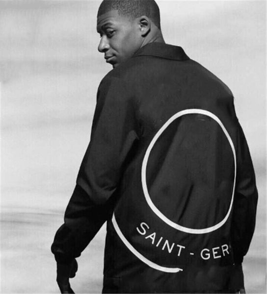 

fashionable casual jacket lightweight and comfortable upper body excellent breathable version textured woven waterproof and windproof, Black;brown