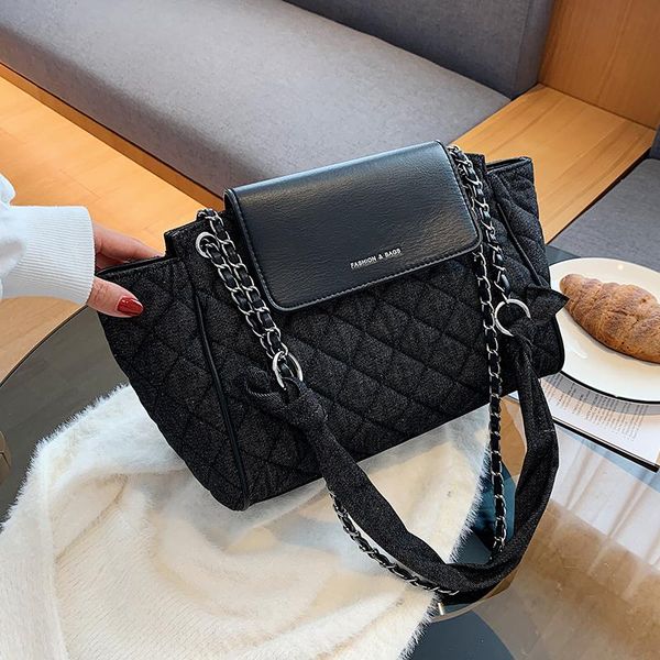 

rhombus embroidery thread lady large-capacity bag fall/winter fashion canvas shoulder bag messenger underarm width: 39cm