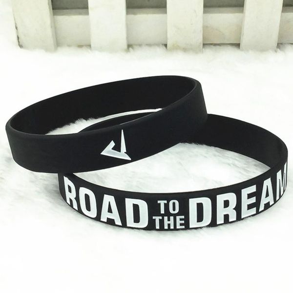 

"road to the dream""never give up"motivational bracelets silicone rubber band elastic inspirational bracelets gifts, Golden;silver