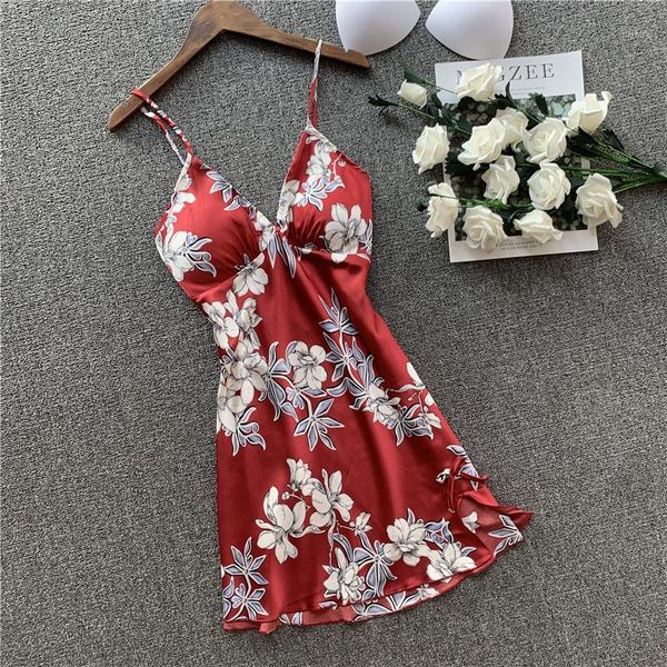 

printing fashion woman ice silk camisole nightgown with chest pad imitate real silk sleepwear1, Black;red