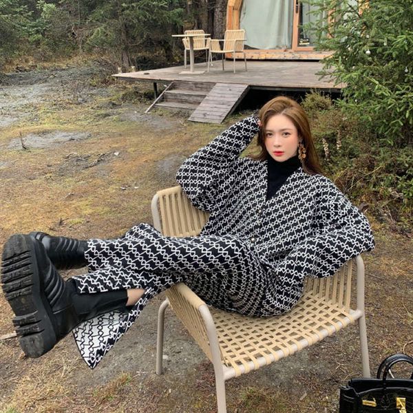 

viplin chao zhang 32 thread cotton yarn air layer double side jacquard showing thin and slim body light ripe wind suit, Gray