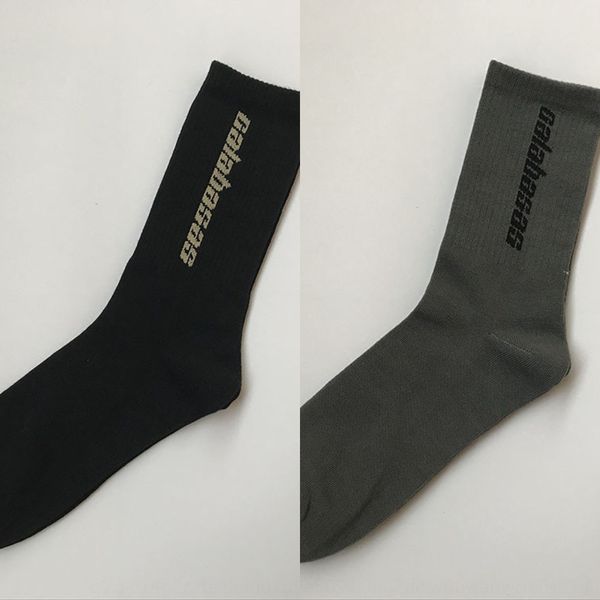 

new street trend men's and women's long tube stockings stockings letter socks leisure sports socks in spring and summer bubnz, Black