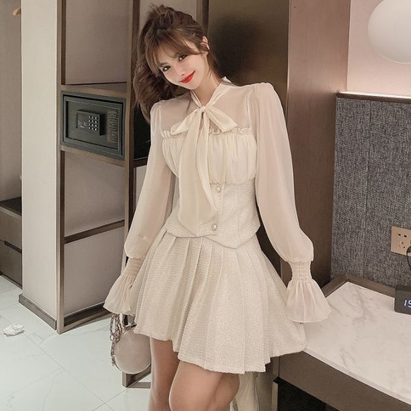 

2020 autumn new long sleeve chiffon splicing fabric + pleated skirt two piece fashion suit for women