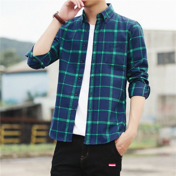 

2019 spring new men's frosted flannel printed plaid shirt, White;black