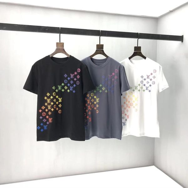 

the men's leather clothes, classic style, good fabrics and possession are the beginning of another fashion. men's t-shirtssize: m